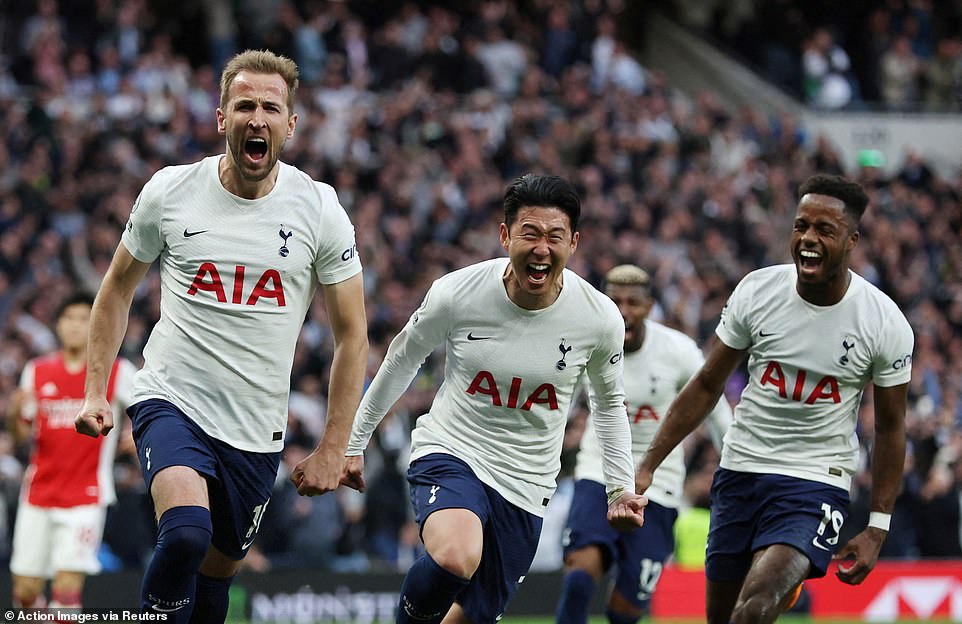 Tottenham Hotspur dismantled Arsenal on Thursday night and beat them 3-0 during their highly anticipated London derby