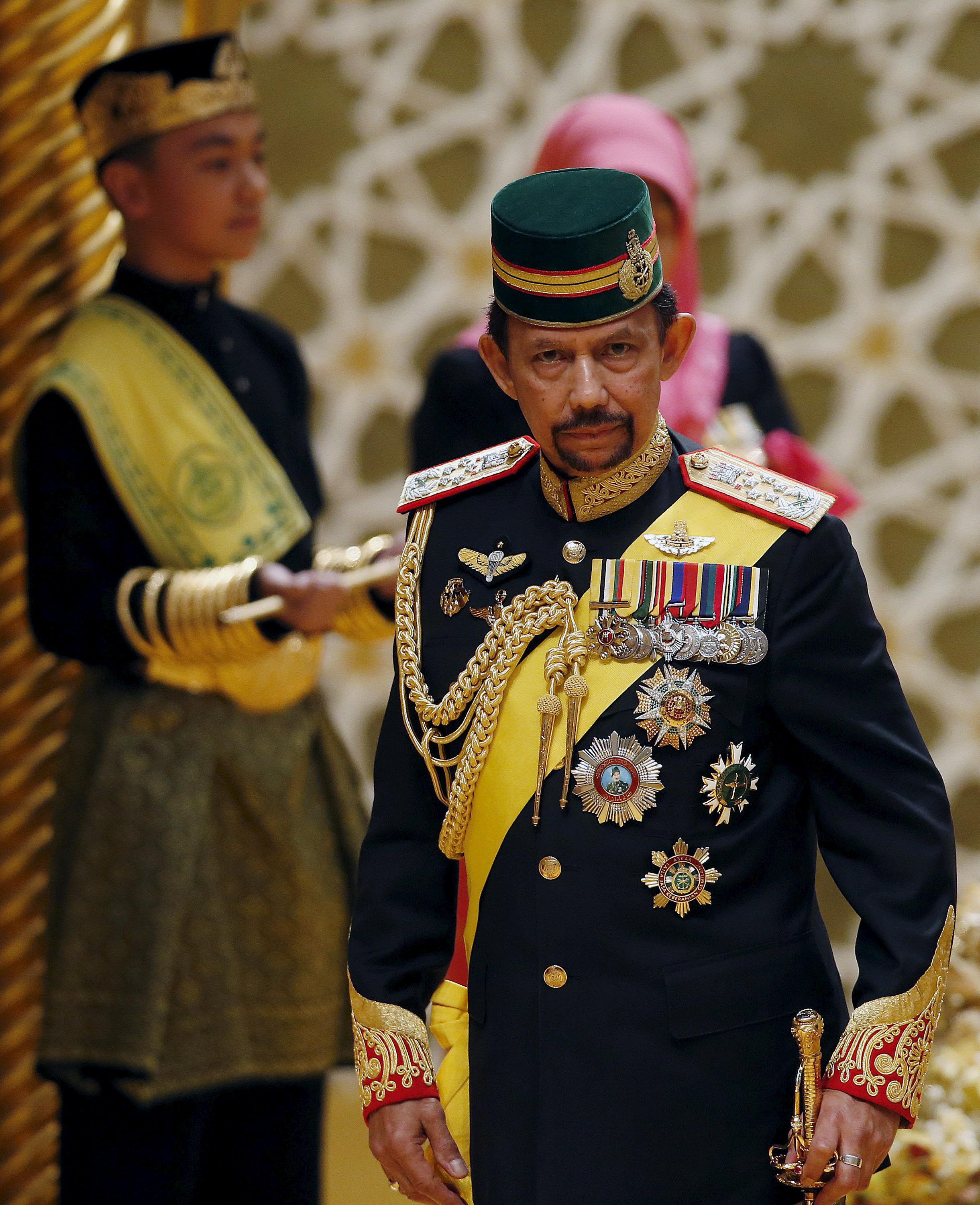  Sultan of Brunei has an estimated worth of £22bn