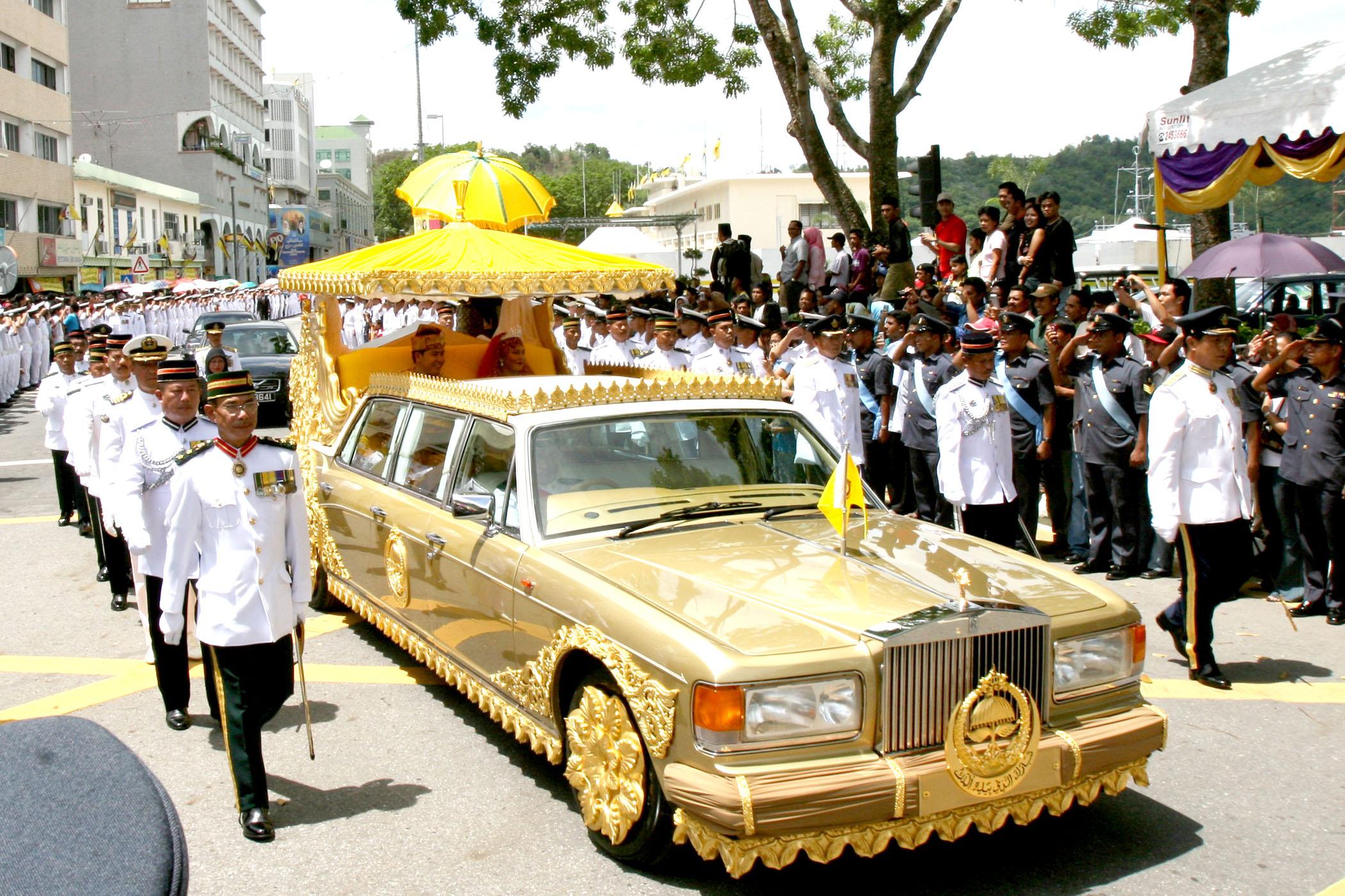  A Rolls Royce like this could have been a chariot for Faiq Bolkiah